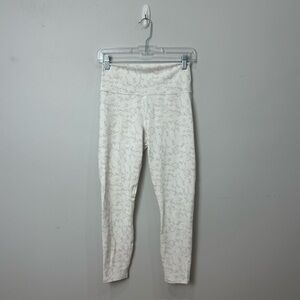 Fabletics Define High Waisted 7/8 leggings white camo